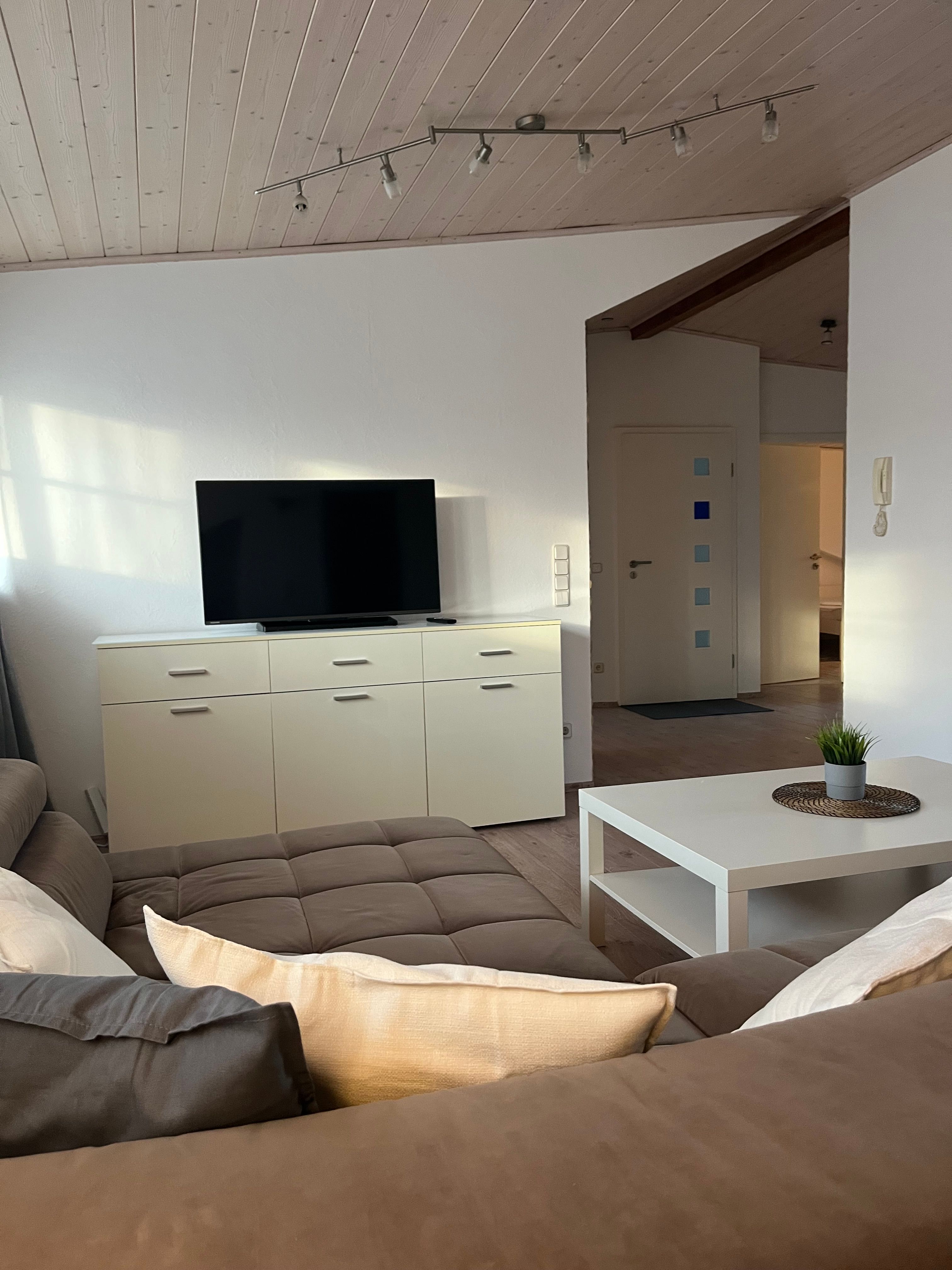  Charming Apartment With A Balcony In The Heart Of Hoffenheim  -  Charming apartment with a balcony in the heart of Hoffenheim  - Gallery -  9