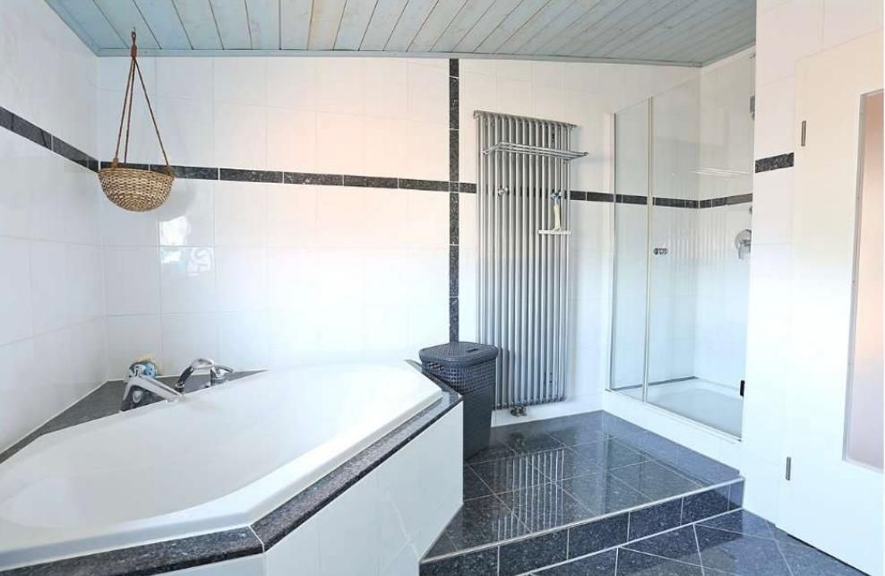  Charming Apartment With A Balcony In The Heart Of Hoffenheim  -  Charming apartment with a balcony in the heart of Hoffenheim  - Gallery -  17