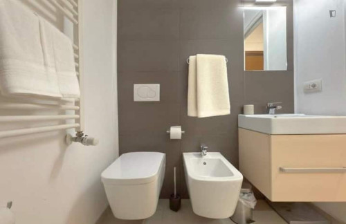 Lovely Apartment with Balcony in Milan