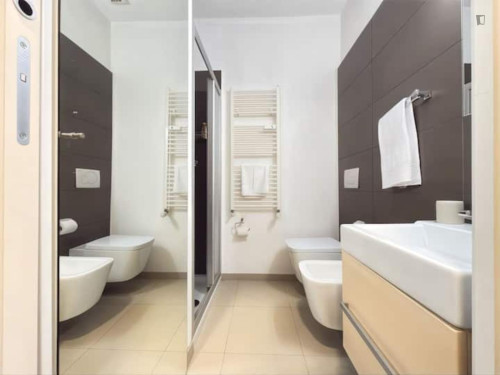 Lovely Apartment with Balcony in Milan