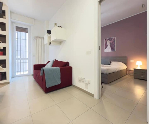 Lovely Apartment with Balcony in Milan