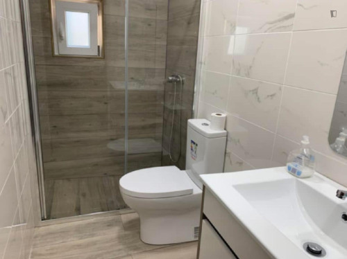 Exciting Single Bedroom close to FCT University - Gallery - 3