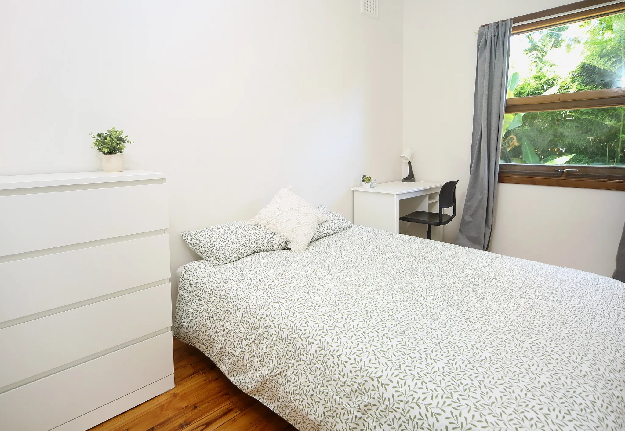 Room 2 (Private) - 1