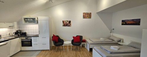 Fully furnished studio apartment, terrace, car parking, central located, clinic-center (EK/OSK) by foot