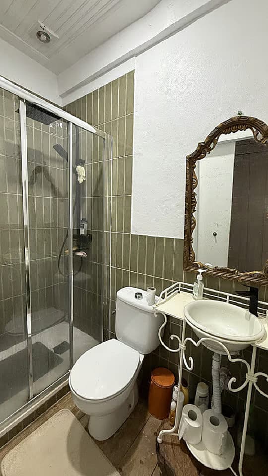  Private Room 3  -  Elegant Coliving with Nature Adventures in Venda Nova Community Home  - Gallery -  20