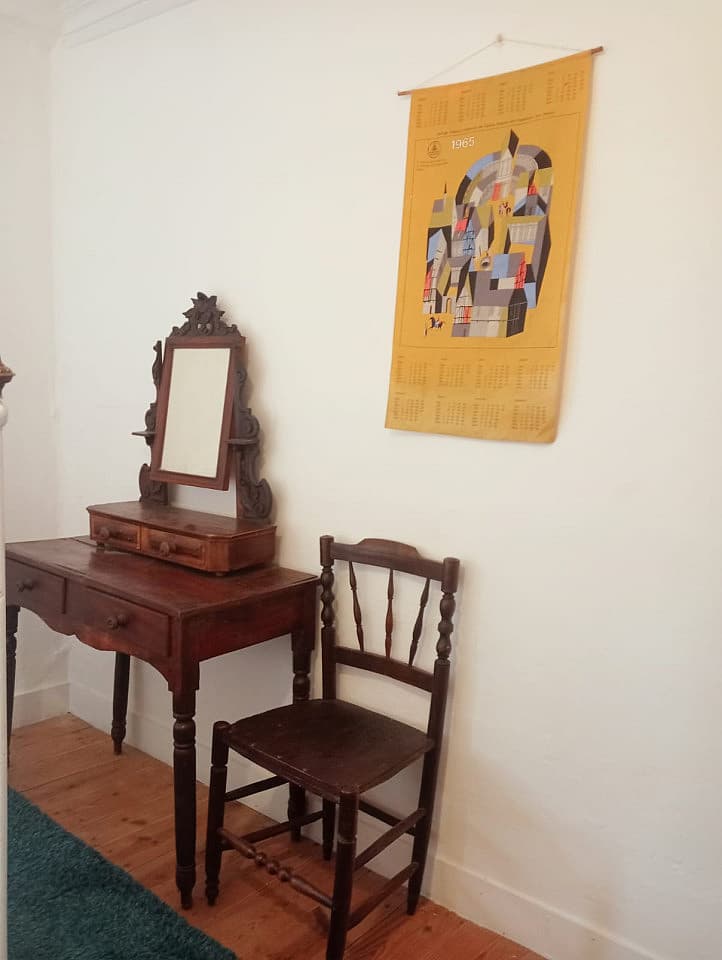  Private Room 3  -  Elegant Coliving with Nature Adventures in Venda Nova Community Home  - Gallery -  5