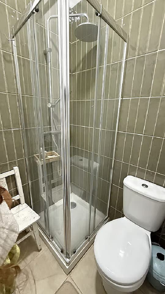  Private Room 3  -  Elegant Coliving with Nature Adventures in Venda Nova Community Home  - Gallery -  9