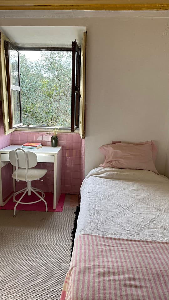  Private Room 4  -  Elegant Coliving with Nature Adventures in Venda Nova Community Home  - Gallery -  4