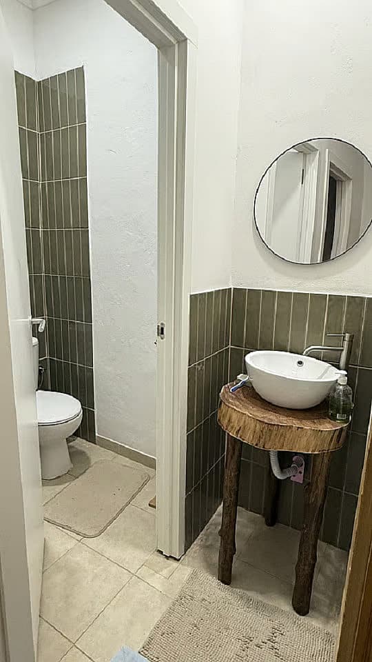  Private Room 1  -  Elegant Coliving with Nature Adventures in Venda Nova Community Home  - Gallery -  13