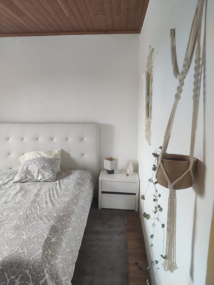  Private Room 1  -  Elegant Coliving with Nature Adventures in Venda Nova Community Home  - Gallery -  1