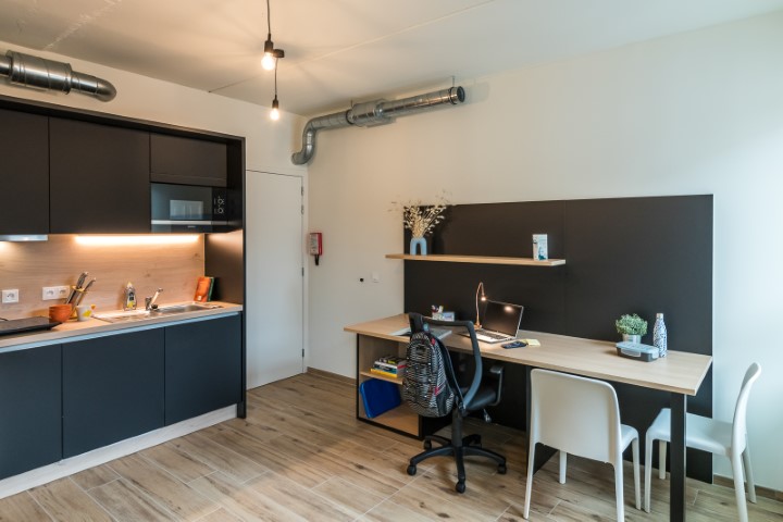  UpStudio (1p)  -  Buzz Upkot  - Gallery -  2