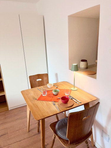 All-inclusive - Fully equipped river-side apartment in ideal location