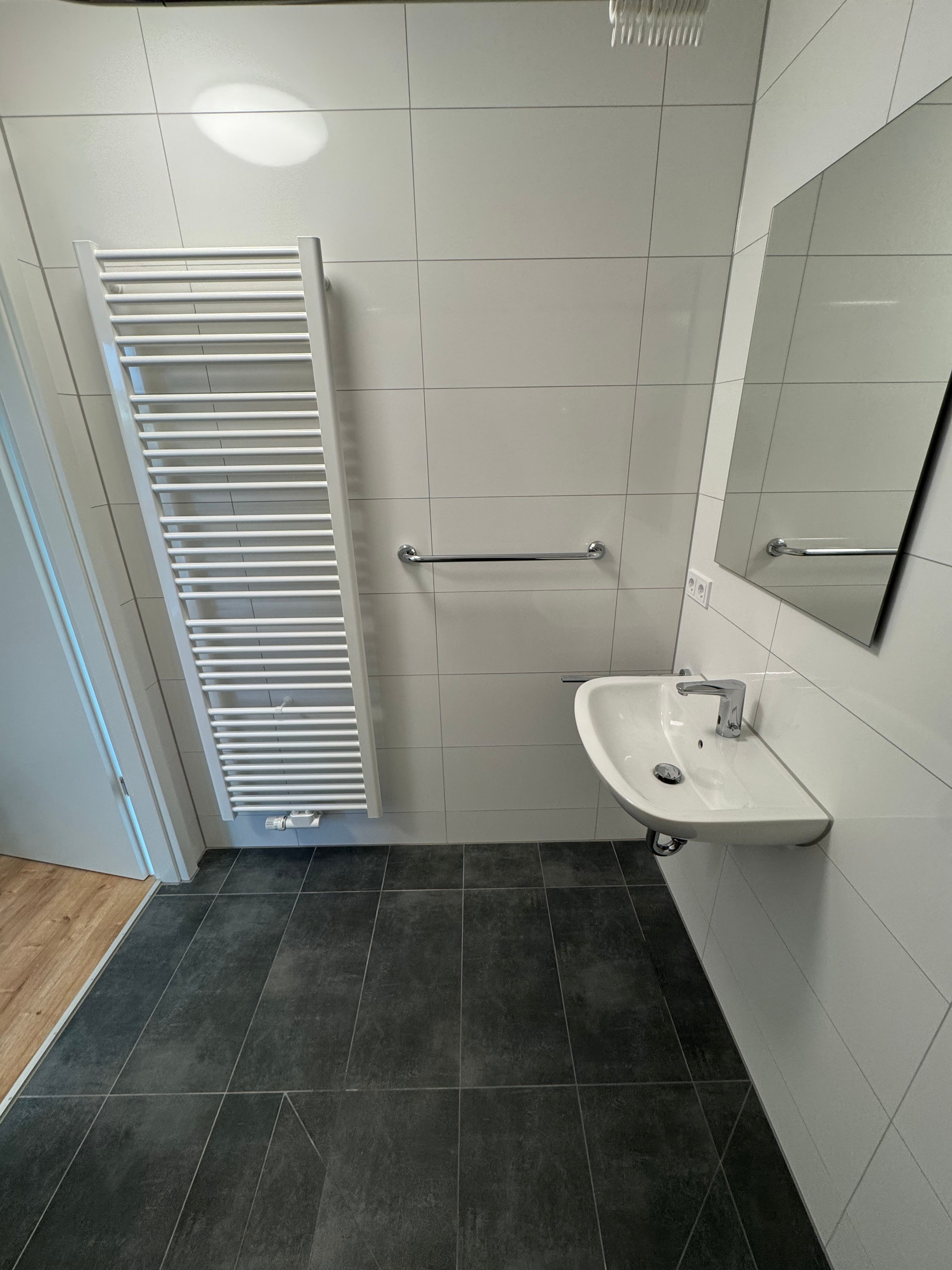 Modern New-Build Studio Apartment– Ideal For Students, Interns & Young Professionals | Erlangen-Süd - Modern New-Build Studio Apartment– Ideal for Students, Interns & Young Professionals | Erlangen-Süd - Gallery - 4