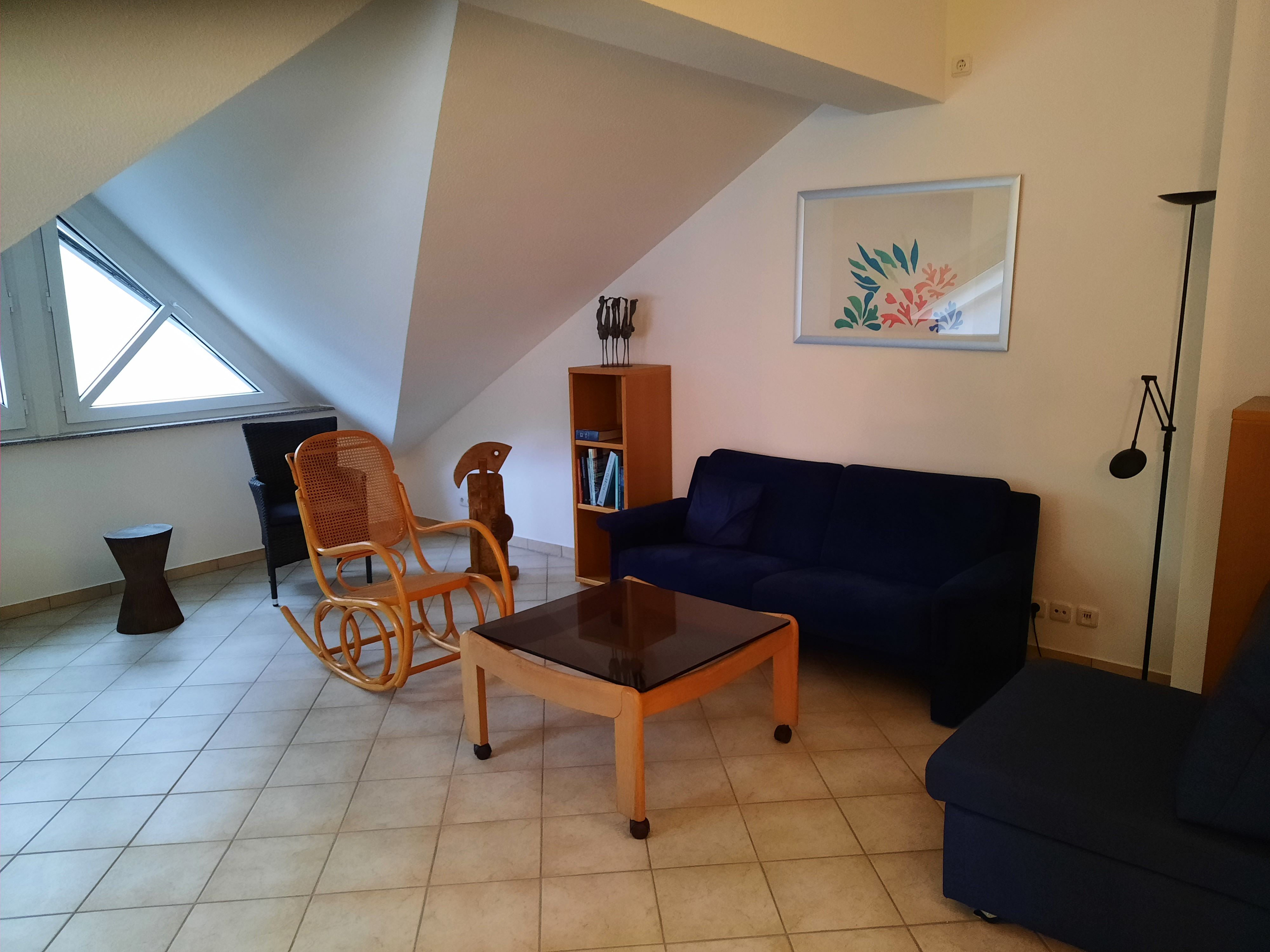  Elegant Retreat For Professionals – Furnished Designer Apartment In The Villa Colony (with Air Condi  -  Elegant retreat for professionals – Furnished designer apartment in the villa colony (with air conditioning)  - Gallery -  5
