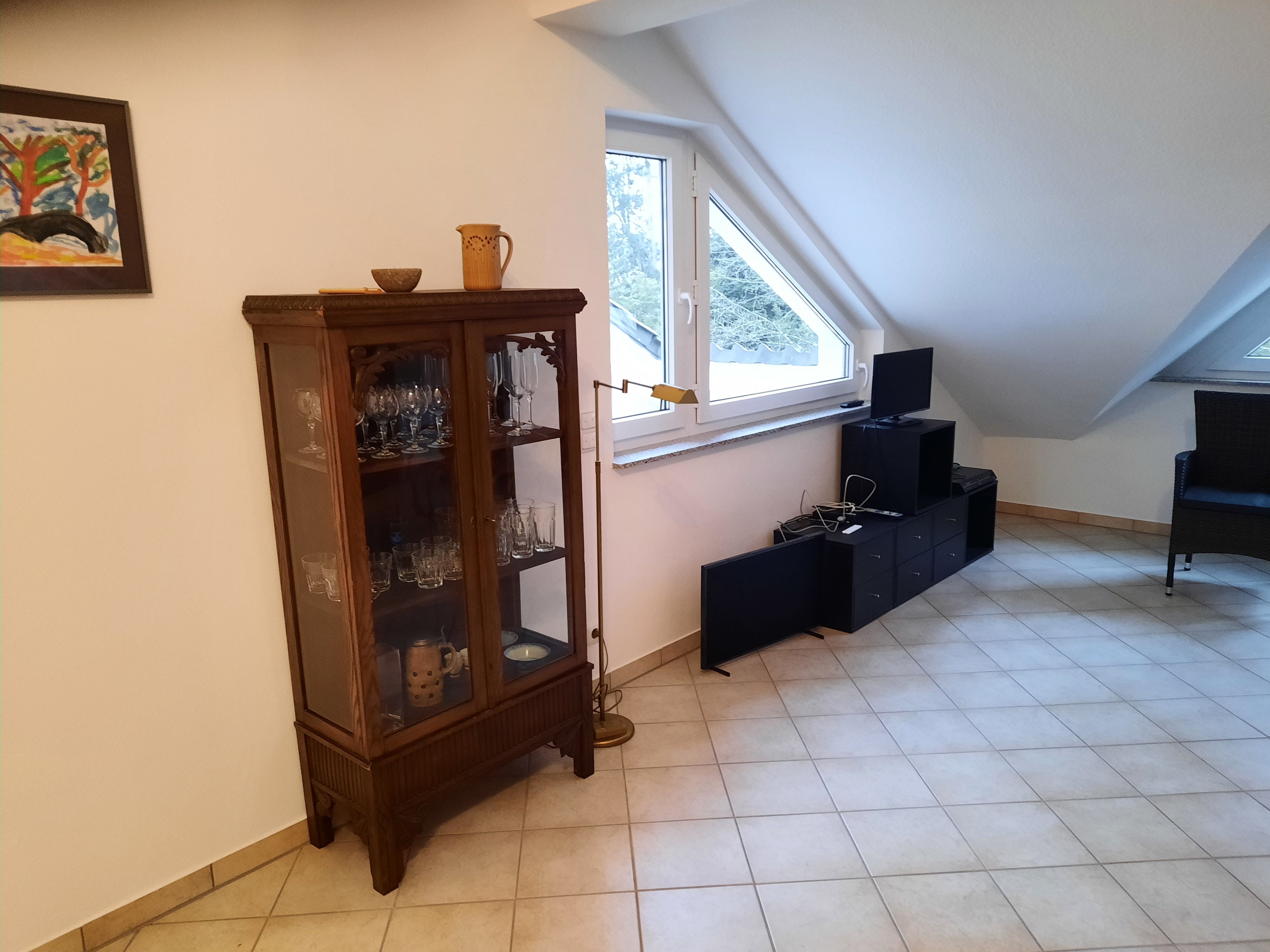  Elegant Retreat For Professionals – Furnished Designer Apartment In The Villa Colony (with Air Condi  -  Elegant retreat for professionals – Furnished designer apartment in the villa colony (with air conditioning)  - Gallery -  4