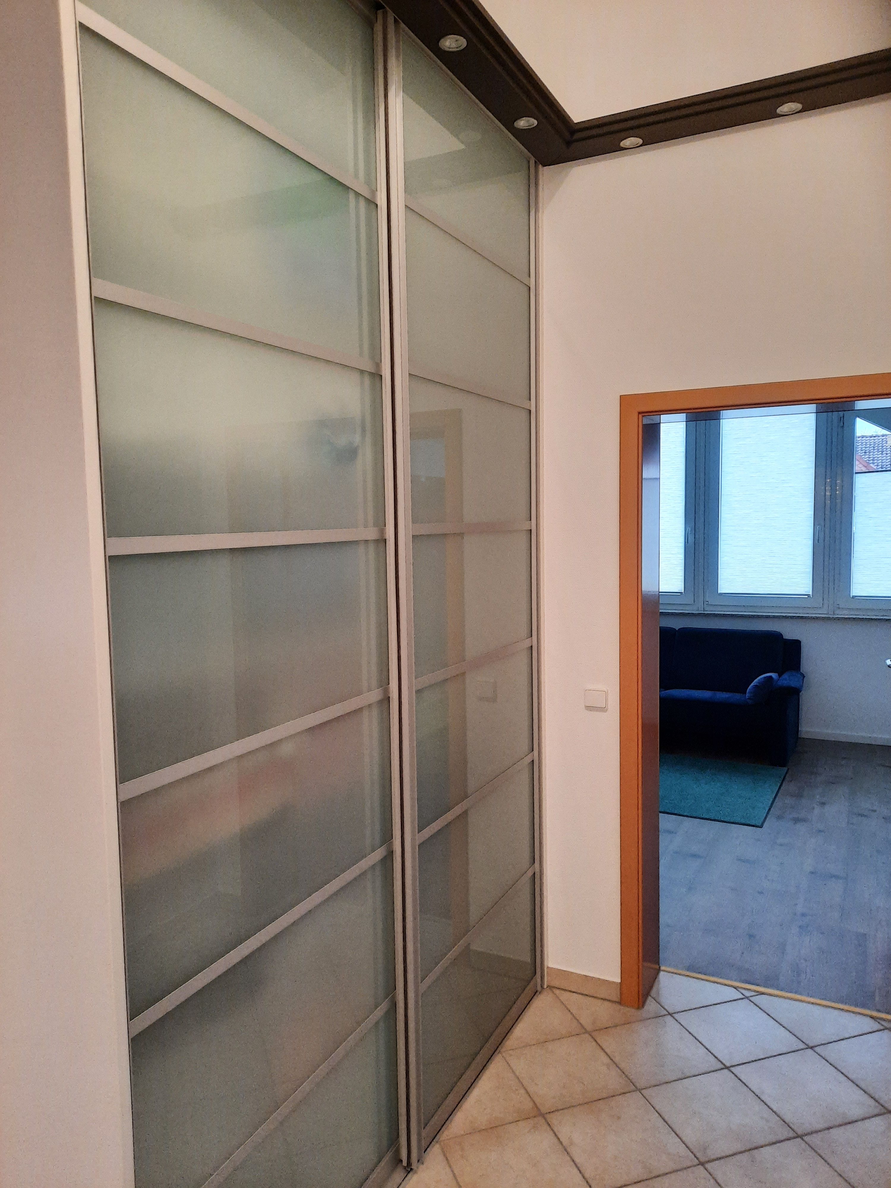  Elegant Retreat For Professionals – Furnished Designer Apartment In The Villa Colony (with Air Condi  -  Elegant retreat for professionals – Furnished designer apartment in the villa colony (with air conditioning)  - Gallery -  12