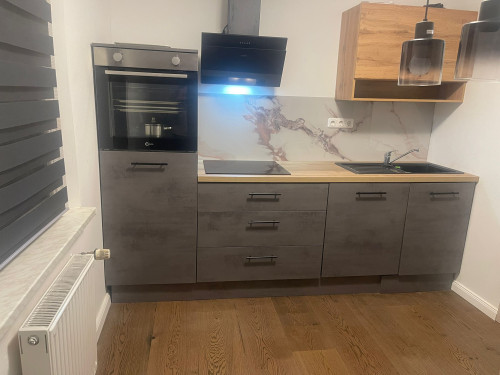 Modern 4-Bedroom Apartment in Bayreuth – Newly Renovated, Prime Location Near the City Center - Gallery - 6