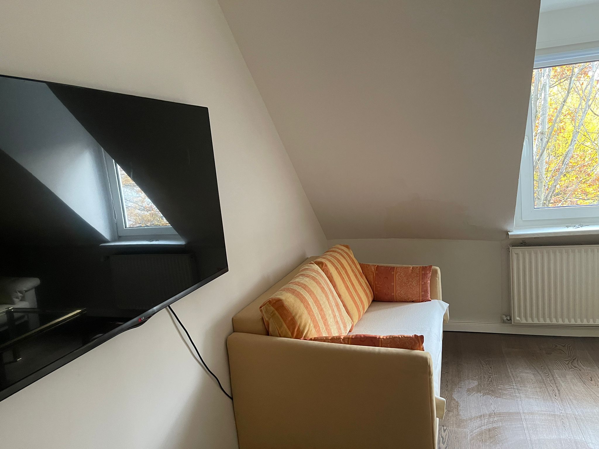 Modern 4-Bedroom Apartment In Bayreuth – Newly Renovated, Prime Location Near The City Center - 7