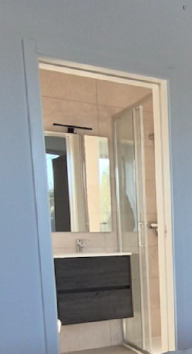 Cozy Single Bedroom ensuite close to University of Aveiro