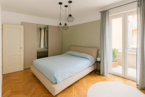 Large 1-bedroom flat in Simonetta