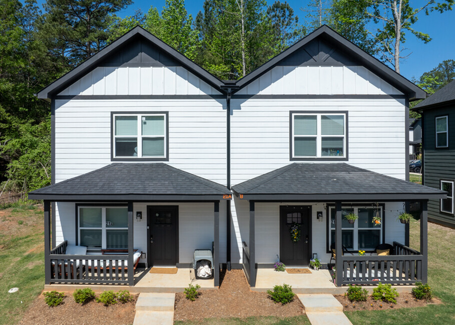 Varsity Club | Student Housing