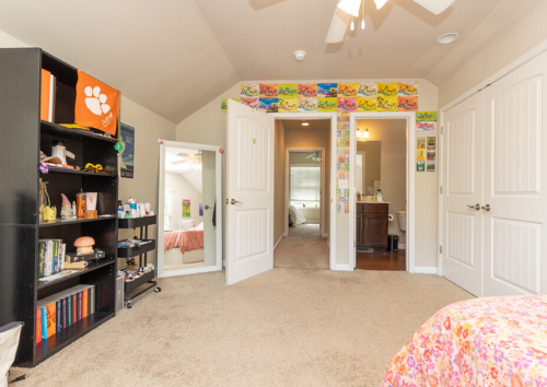 Varsity Club | Student Housing - Gallery - 9