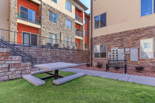 11 West | Student Housing