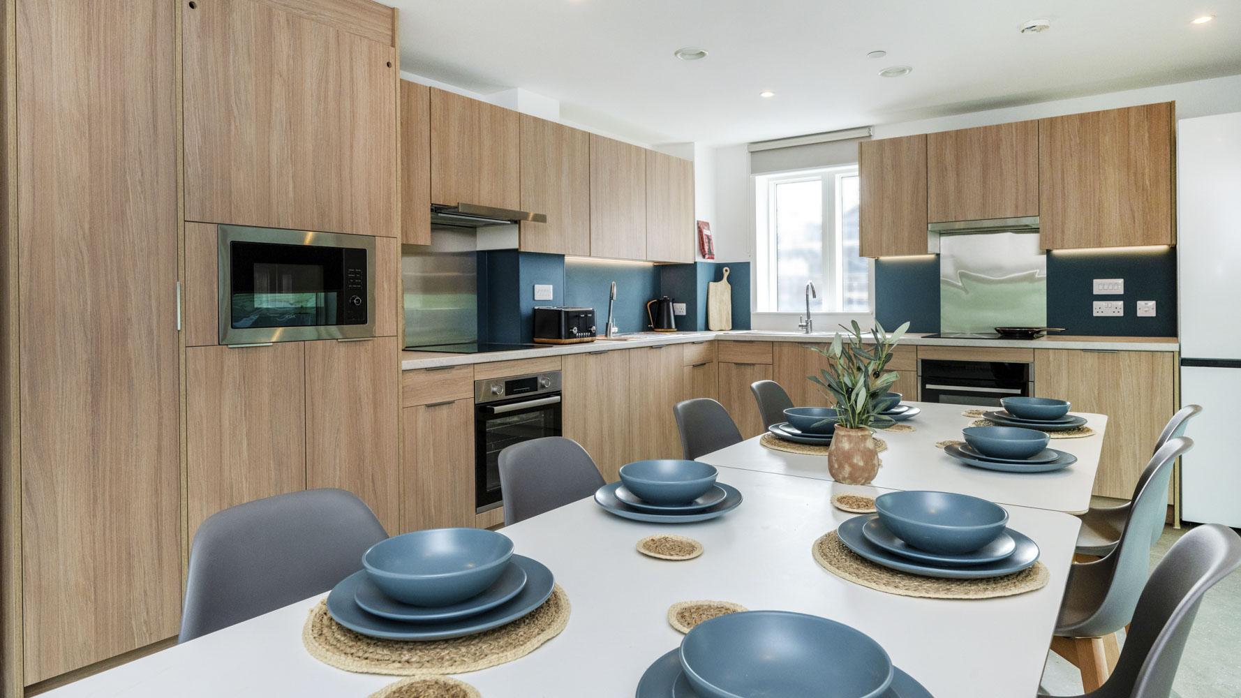 Classic 7-8 Bed En-Suite - 13