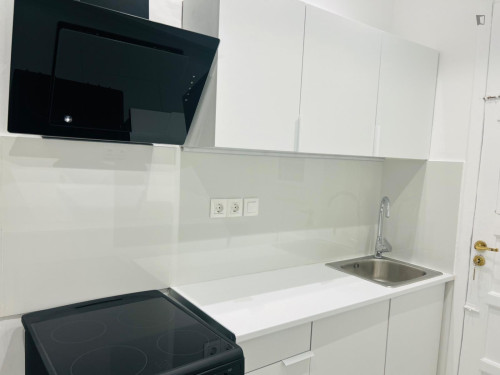 Double bedroom in walk distance to University