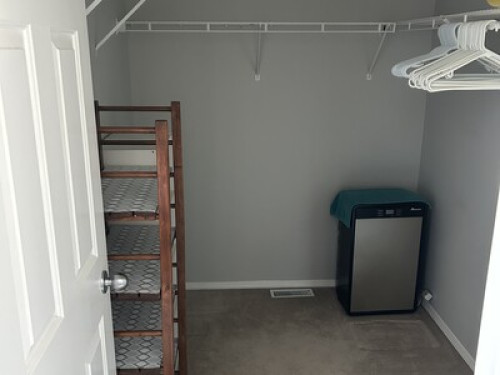 Cozy Inglewood Stay - Gallery - 5