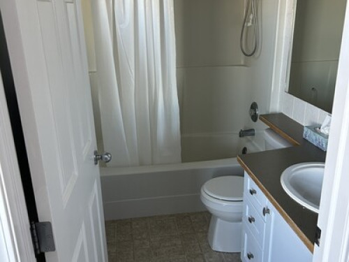 Cozy Inglewood Stay - Gallery - 6