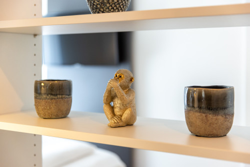 Stylish Design Studio with Air Conditioning at Aliceplatz – Central & Comfortable