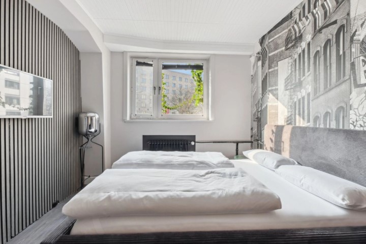  The Room.44 Room With Shared Bathroom  -  The Room.44 Room with Shared Bathroom  - Gallery -  1