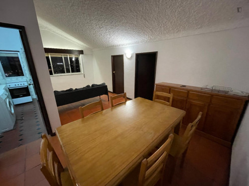 Profound Single Bedroom close to Coimbra University  - Gallery -  5