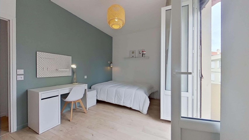  Chambre 2 - DUGOMMIER  -  Chambre 2 - DUGOMMIER  - Gallery -  16