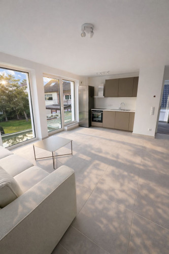 Brand-New Furnished 2-Bedroom Apartment with Balcony in a QNG-Certified Green Building in Kelsterbach