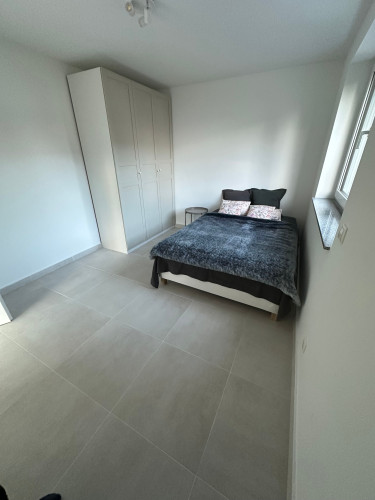 Brand-New Furnished Lower-Ground 2-Bedroom Apartment with Small Shared Balcony in a QNG-Certified Green Building in Kelsterbach