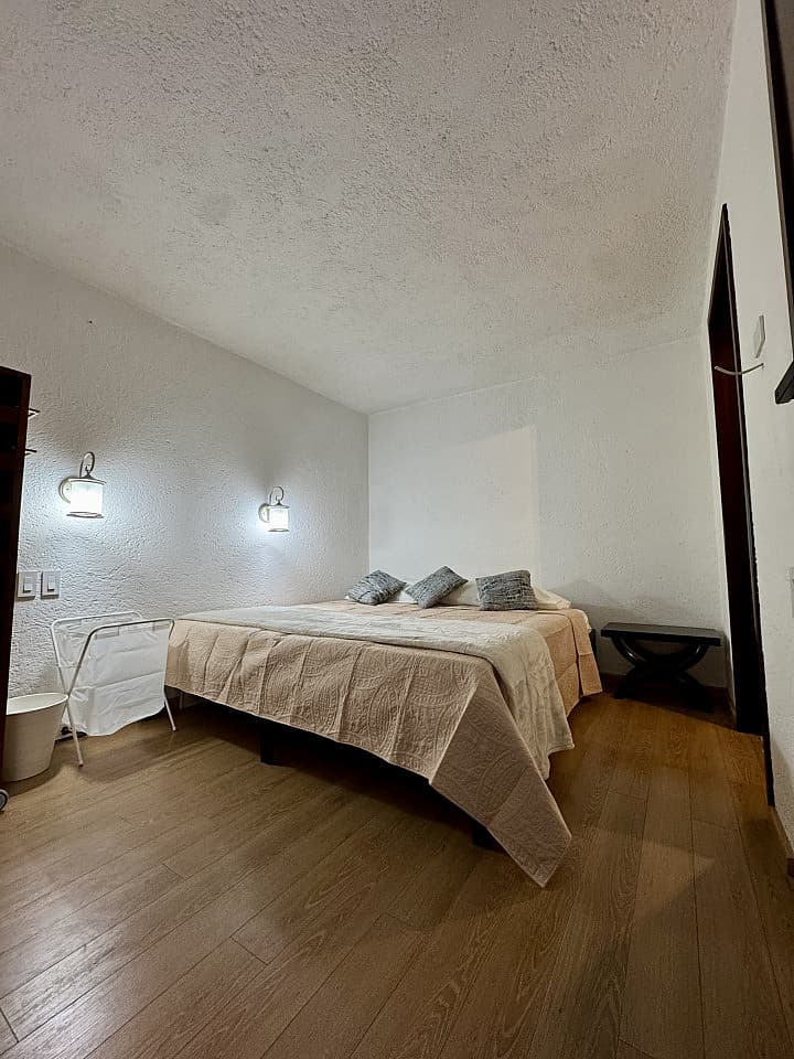  Private Room  -  House-Museum Coliving Experience in Puebla's Artistic Neighborhood Home  - Gallery -  6