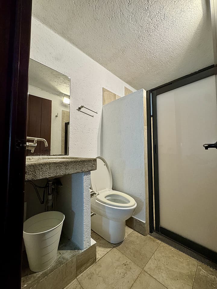  Private Room  -  House-Museum Coliving Experience in Puebla's Artistic Neighborhood Home  - Gallery -  8
