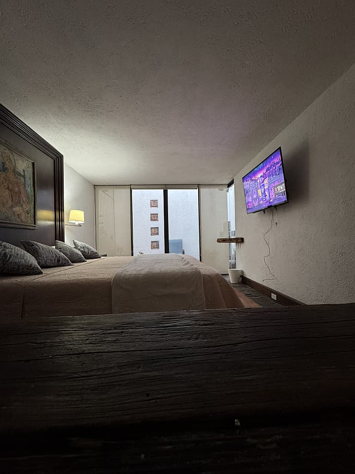  Private Master Suite  -  House-Museum Coliving Experience in Puebla's Artistic Neighborhood Home  - Gallery -  15