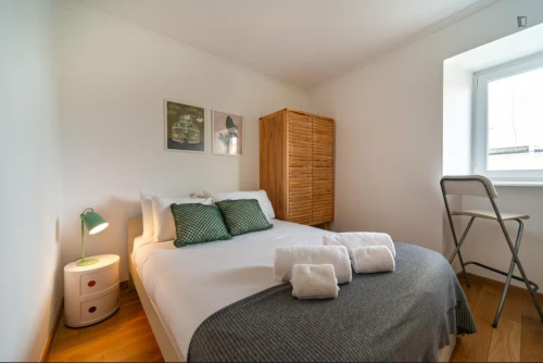 Amazing 2 Bedroom Apartment with a terrace close to NOVA Medical School