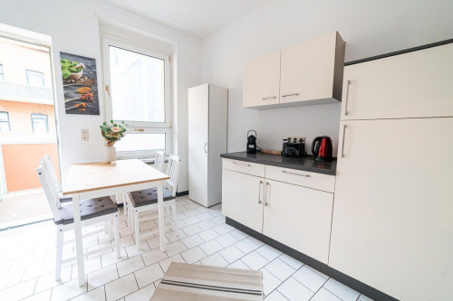 Stylish 2-room apartment in the heart of Erfurt - Gallery - 12