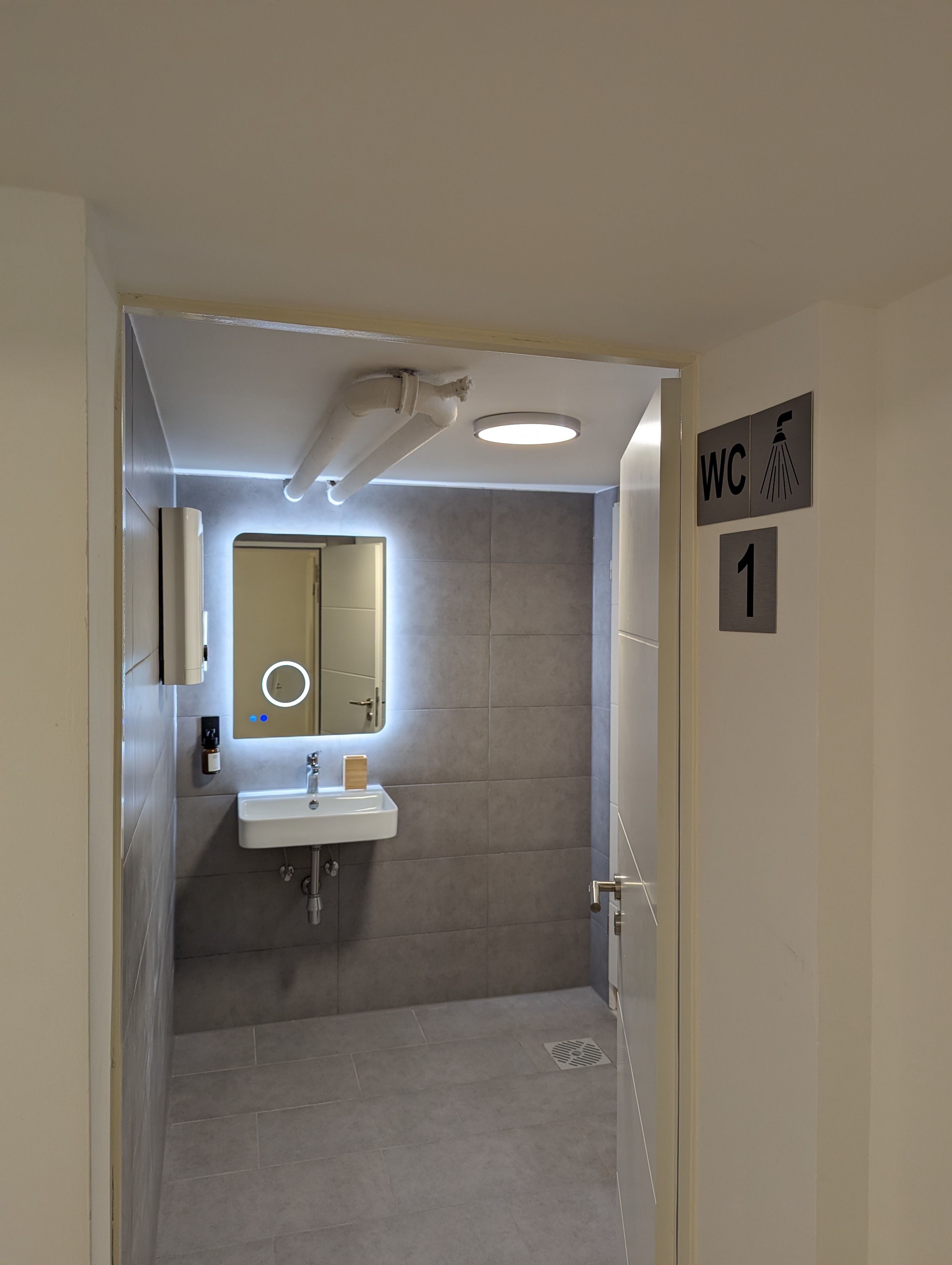 Beautiful And Modern Private Room In Mönchengladbach - Beautiful and modern private room in Mönchengladbach - Gallery - 23
