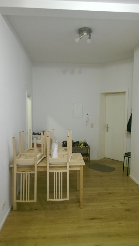 2-room apartment with balcony near RAW area