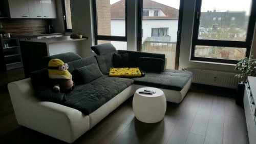 Bright & fully furnished apartment with loft character near Düsseldorf