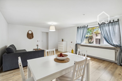 Modern, generous apartment with a terrace in a prime location in Kelsterbach