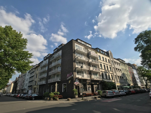 Redeveloped suite & balcony in Düsseldorf-Pempelfort