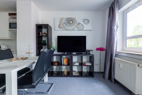 Modern, bright & comfortable 1 room apartment, floor-to-ceiling panoramic windows near main station - Gallery - 14