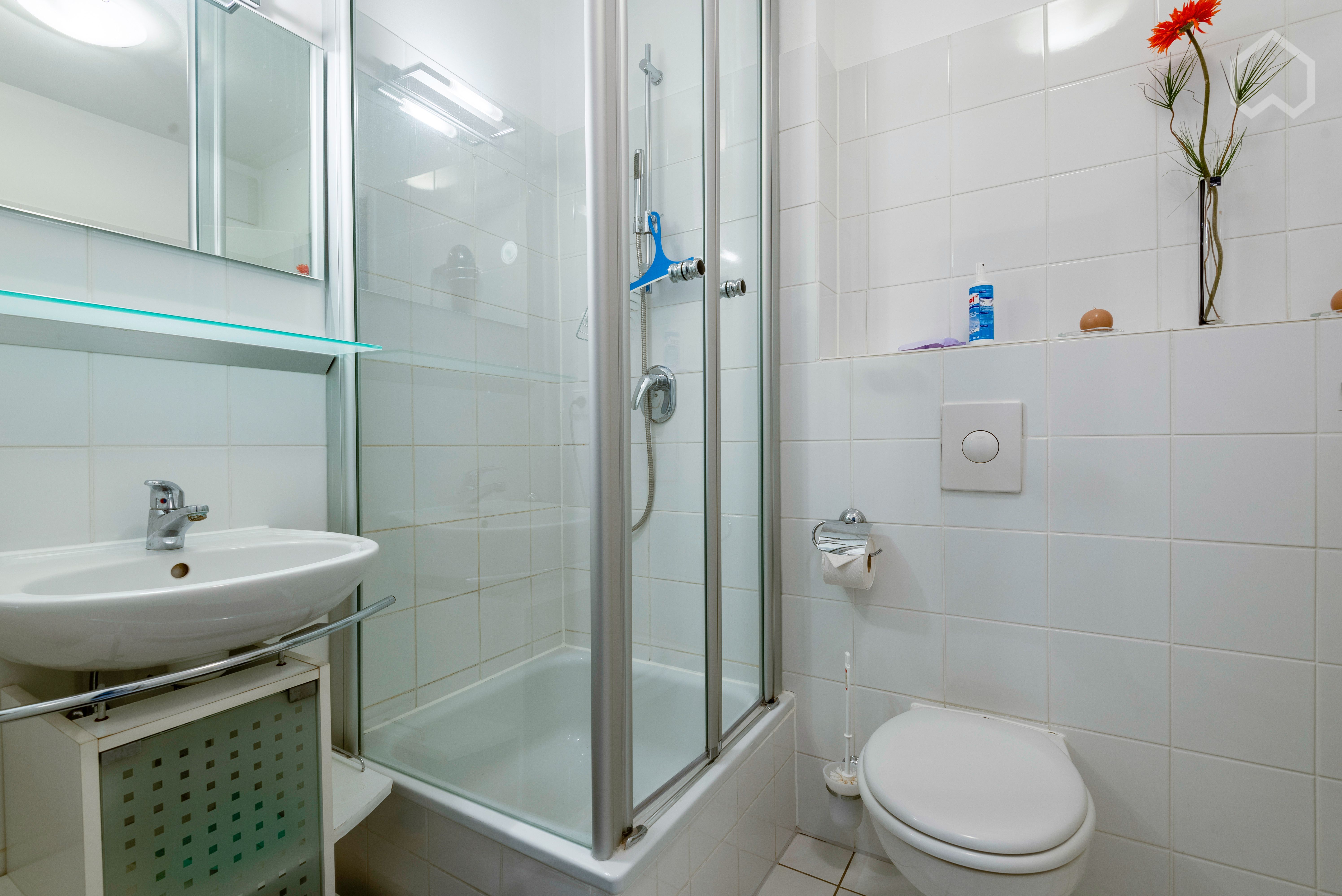 Modern, Bright & Comfortable 1 Room Apartment, Floor-To-Ceiling Panoramic Windows Near Main Station - 7
