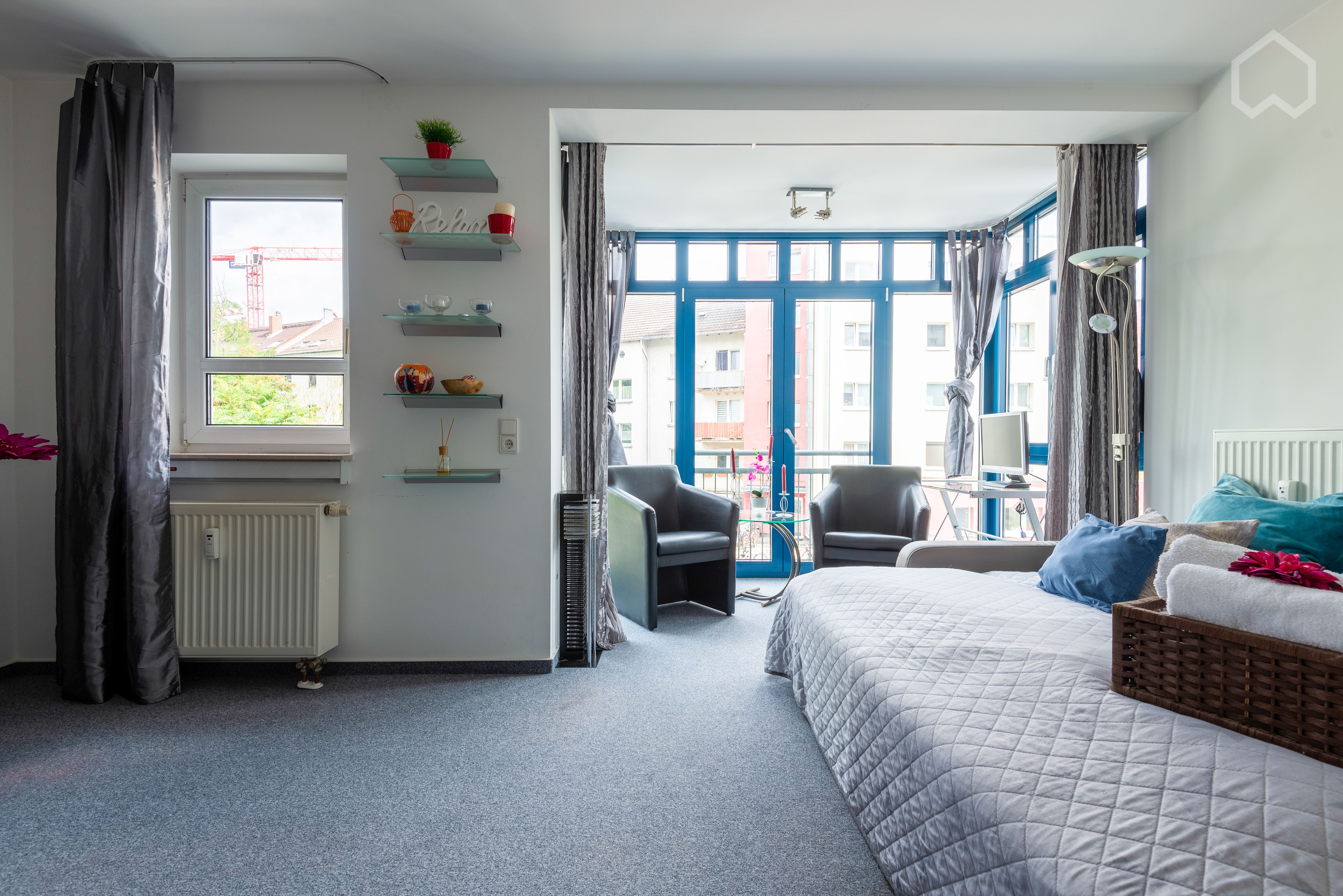 Modern, Bright & Comfortable 1 Room Apartment, Floor-To-Ceiling Panoramic Windows Near Main Station - 20